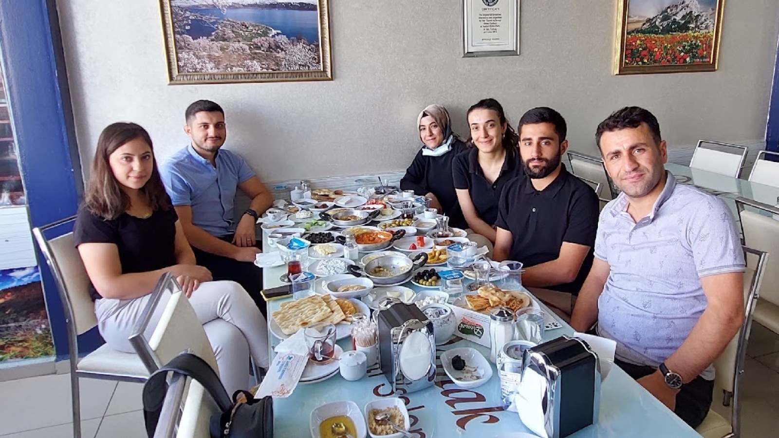 Damak Kahvaltı Salonu | Cumhuriyet Caddesindeyiz