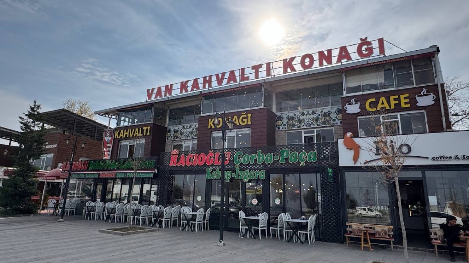 VAN KAHVALTI KONAĞI | Deniz Manzaralı