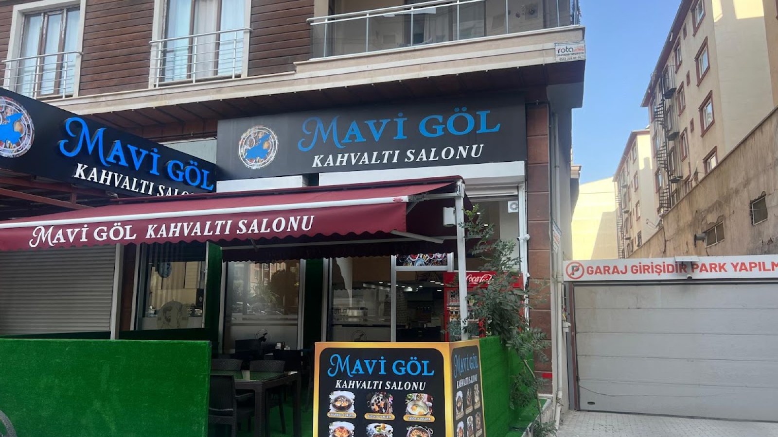 Mavi Göl Kahvaltı Salonu