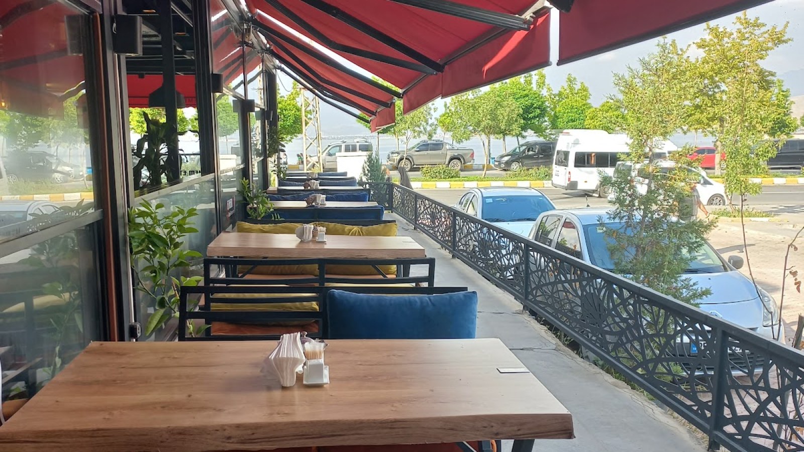 Ethem Et Cafe Restoran Van