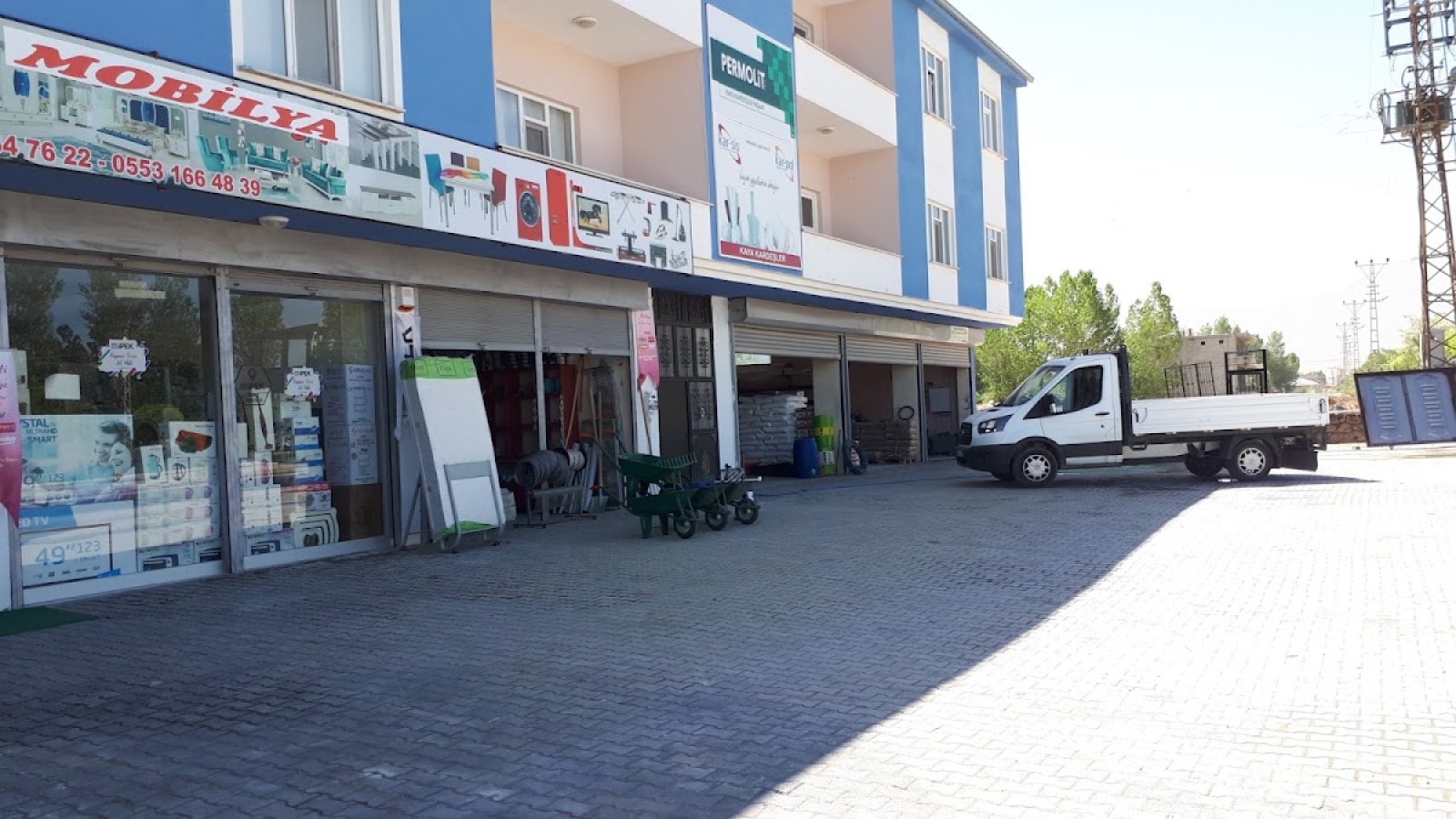 Çiçekli Mobilya
