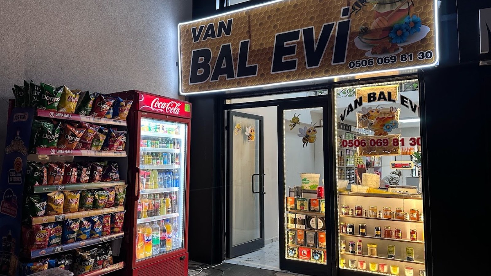 Van Bal Evi