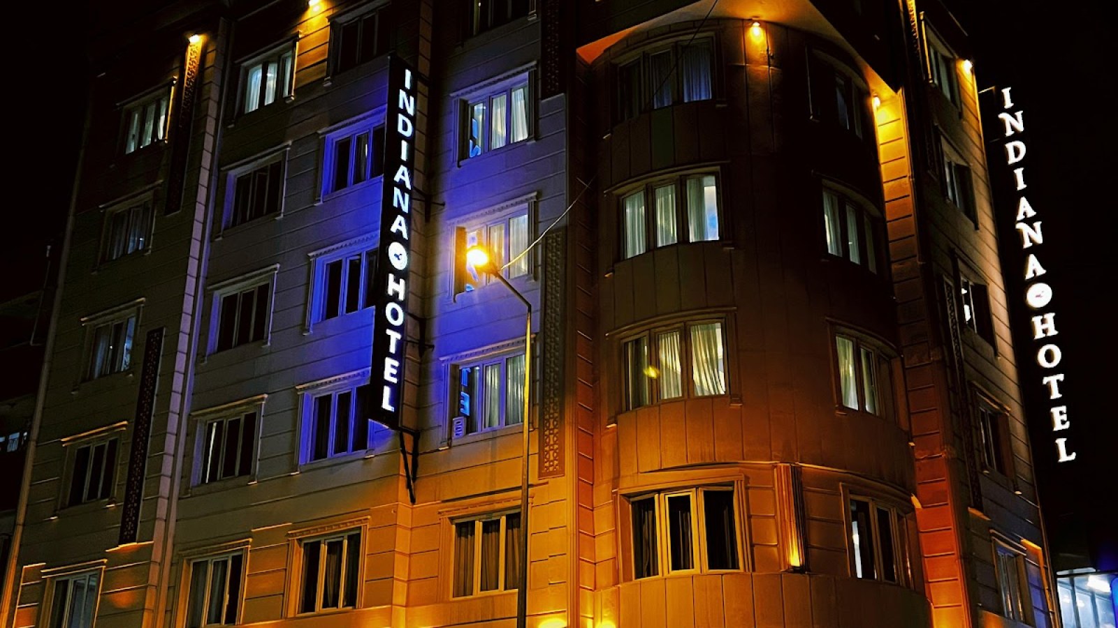 inDİANA HOTEL