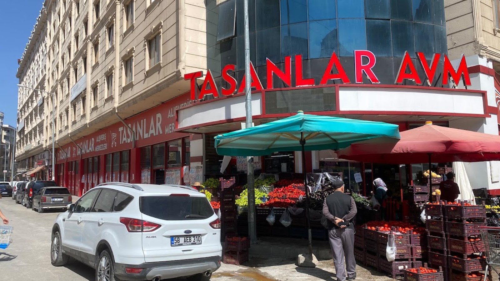 Tasanlar Bizim Avm Van