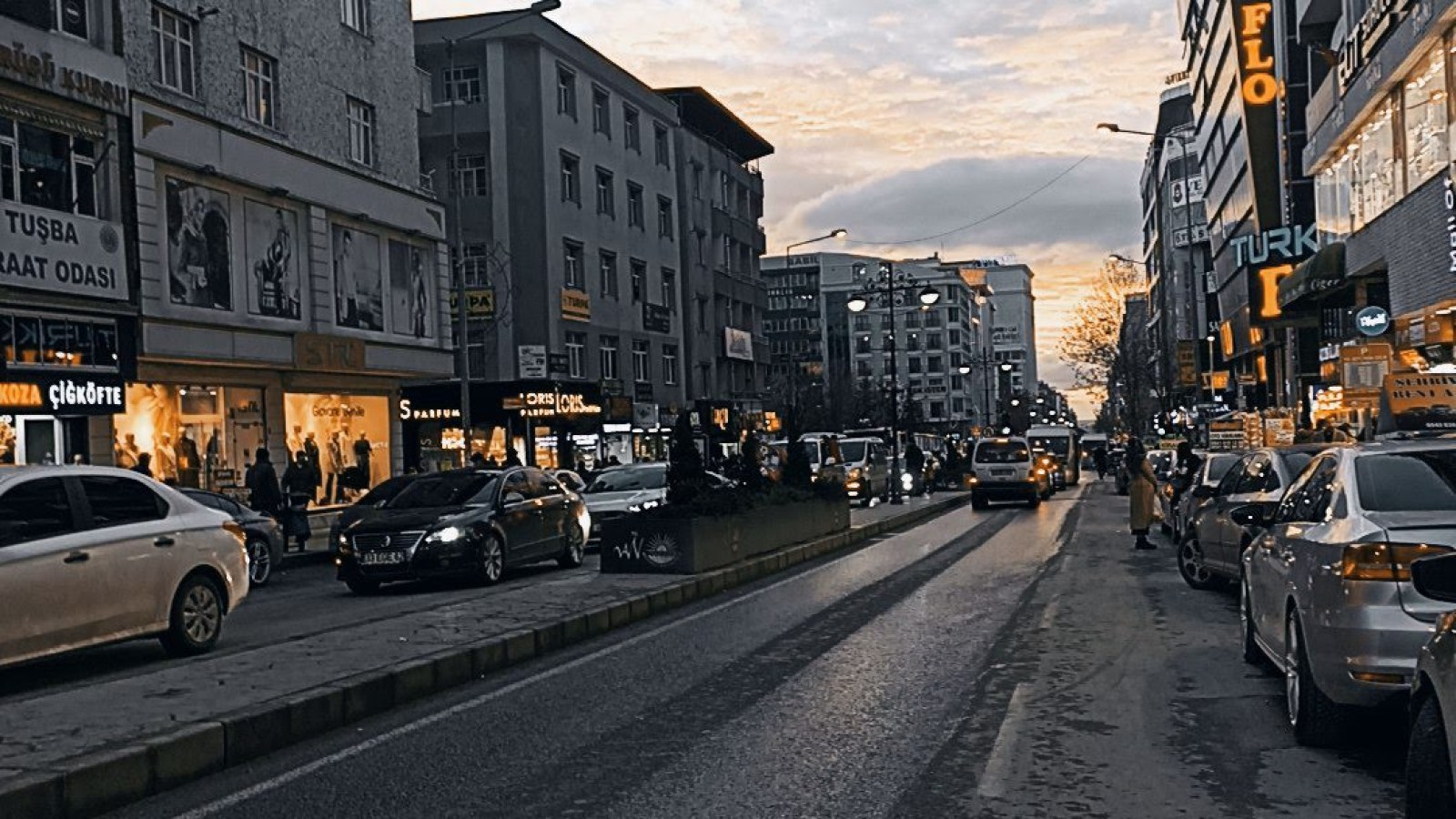 ANATOLİA ÇAĞ VAN RENT A CAR VAN ARAÇ KİRALAMA