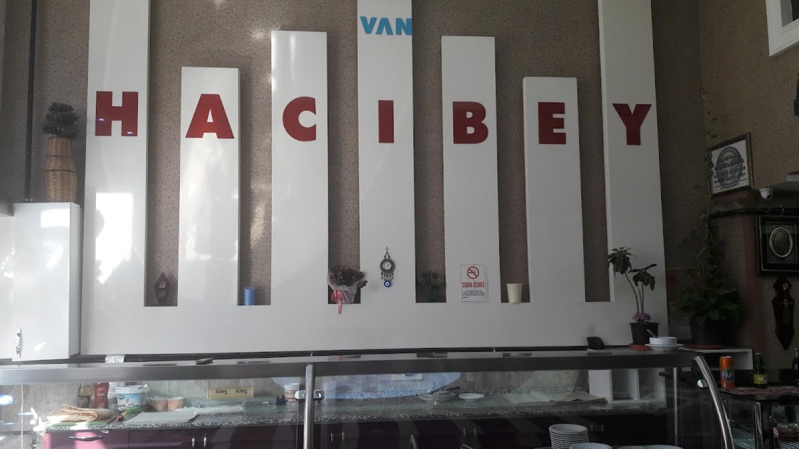 VAN HACIBEY ÇORBA PAÇA SALONU ( RESTORANT )