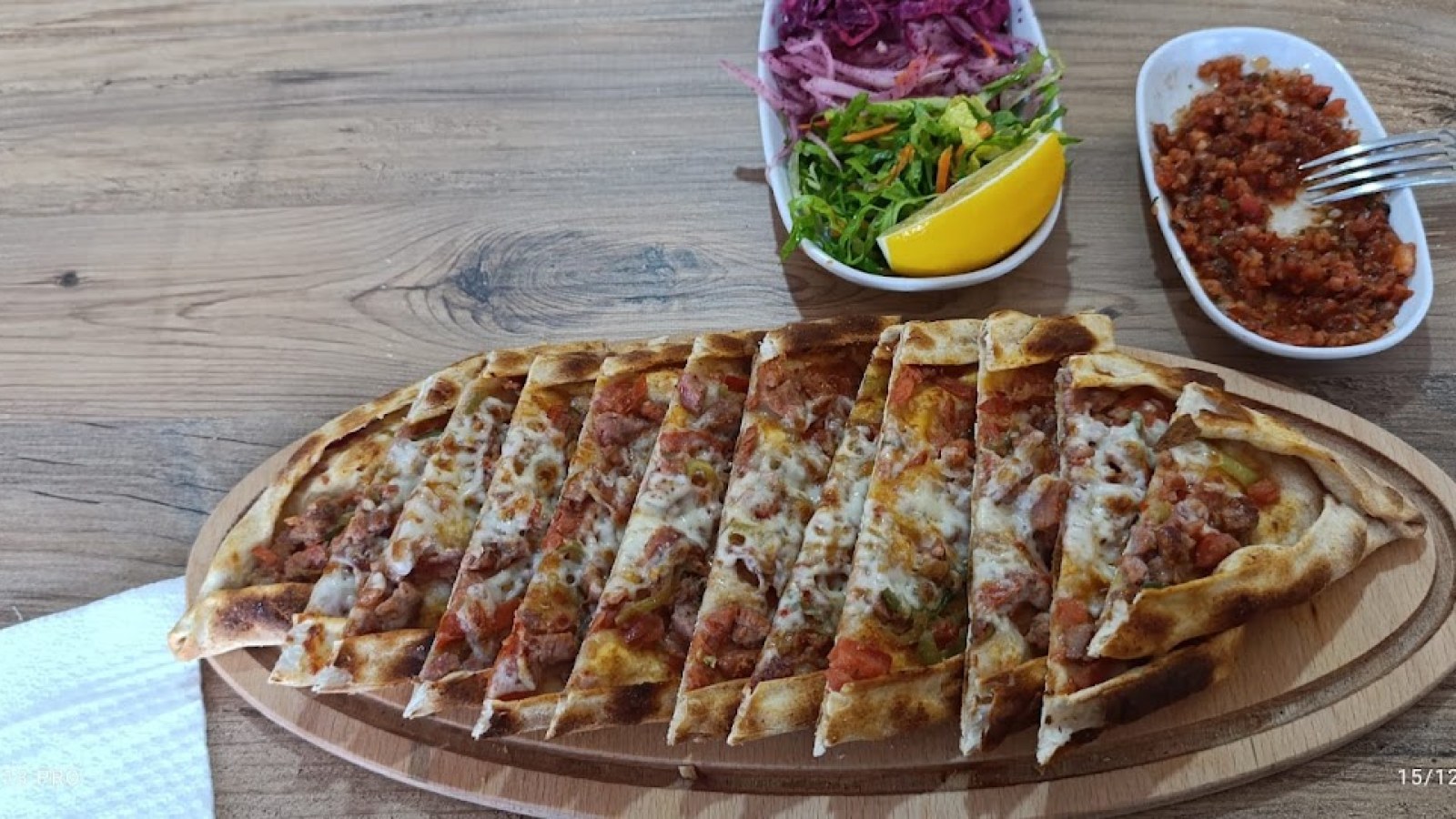 Kıbrıs Pide & lahmacun salonu