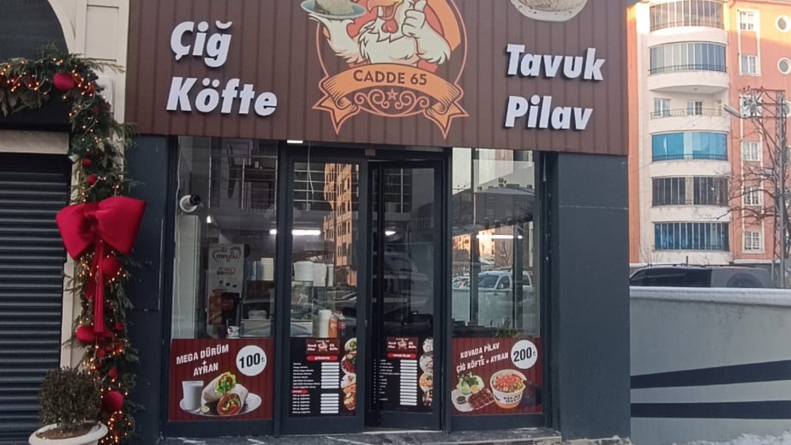 Cadde 65 Çiğköfte ve Tavuk pilav