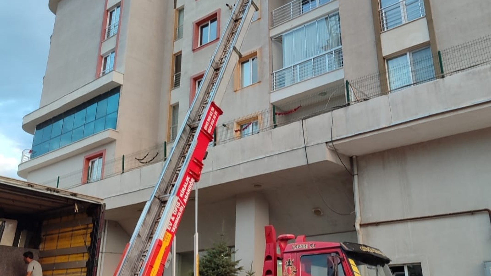 Van Özcanlar Nakliyat