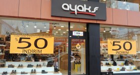 فروشگاه کفش آیاکس