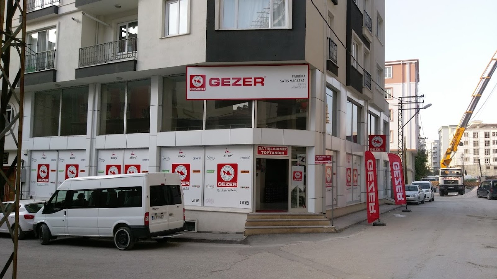 Gezer Ayakkabı Van Fabrika Satış Mağazası