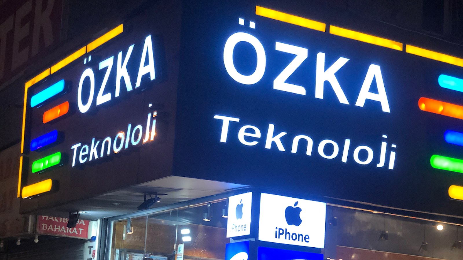 ÖZKA TEKNOLOJİ “Cep telefonu ve aksesuar mağazası.”