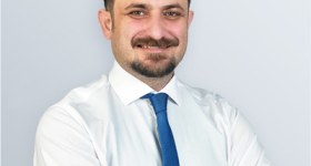 Van Kadın Hastalıkları ve Doğum Uzmanı - Op. Dr. Ruhat Karakuş
